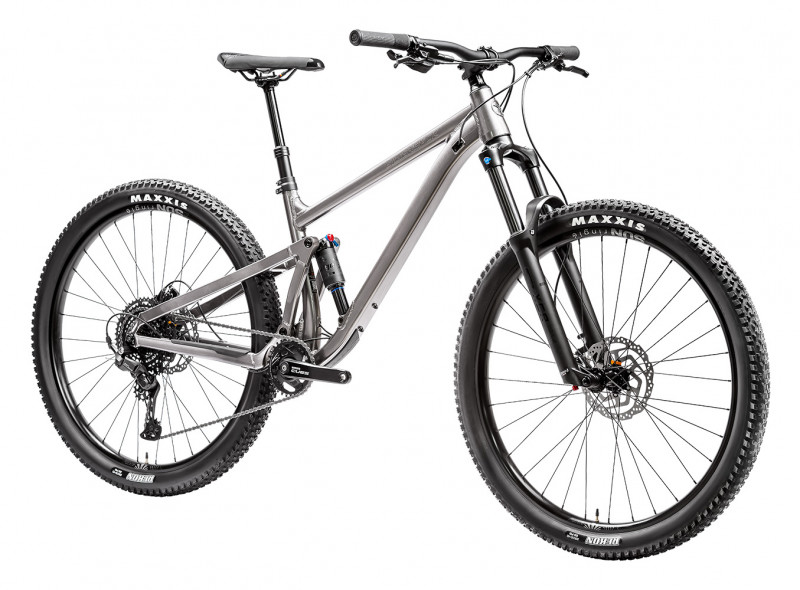 Silverback SE Series Trail 10 Dual Suspension Mountain Bike